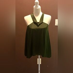Max Studio XS silk mix olive green top!